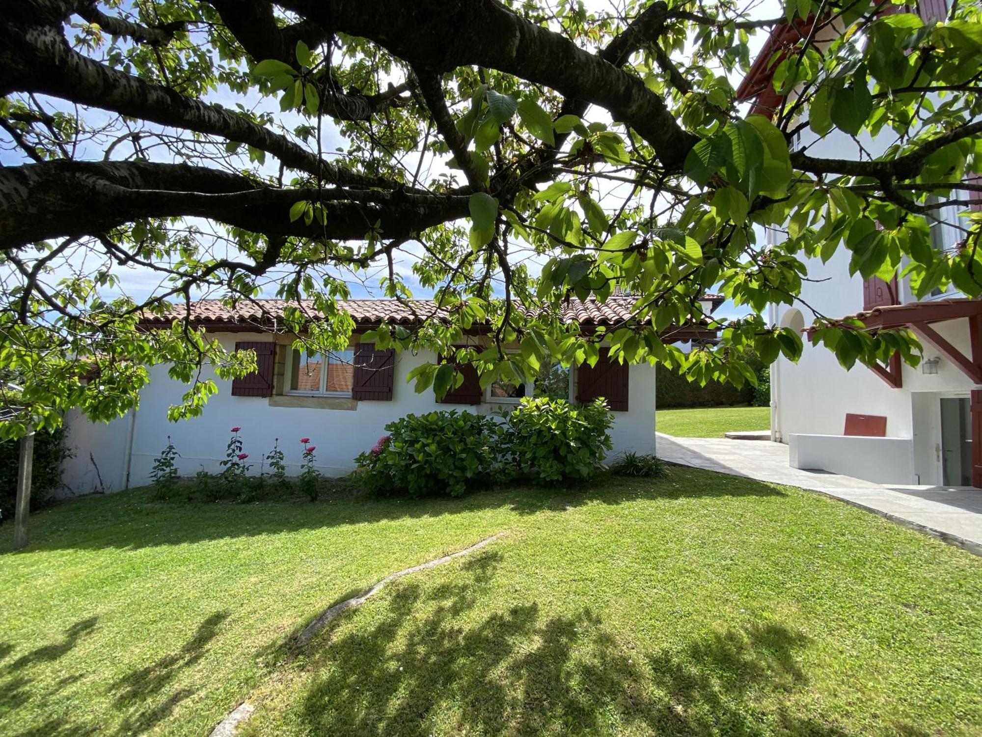 Calicho Bed & Breakfast Urrugne Exterior photo